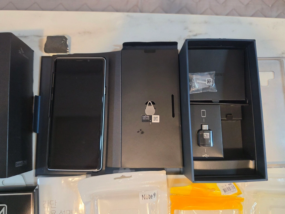 [휴대폰] 삼성 갤럭시노트9 128GB 화이트 공기계 SS급 (박스 및 악세사리 포함) 이미지