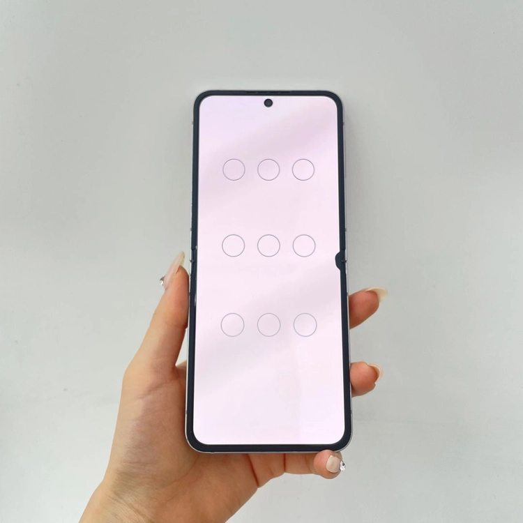 갤럭시Z플립6 실버 256GB 495119 울산중고폰 이미지