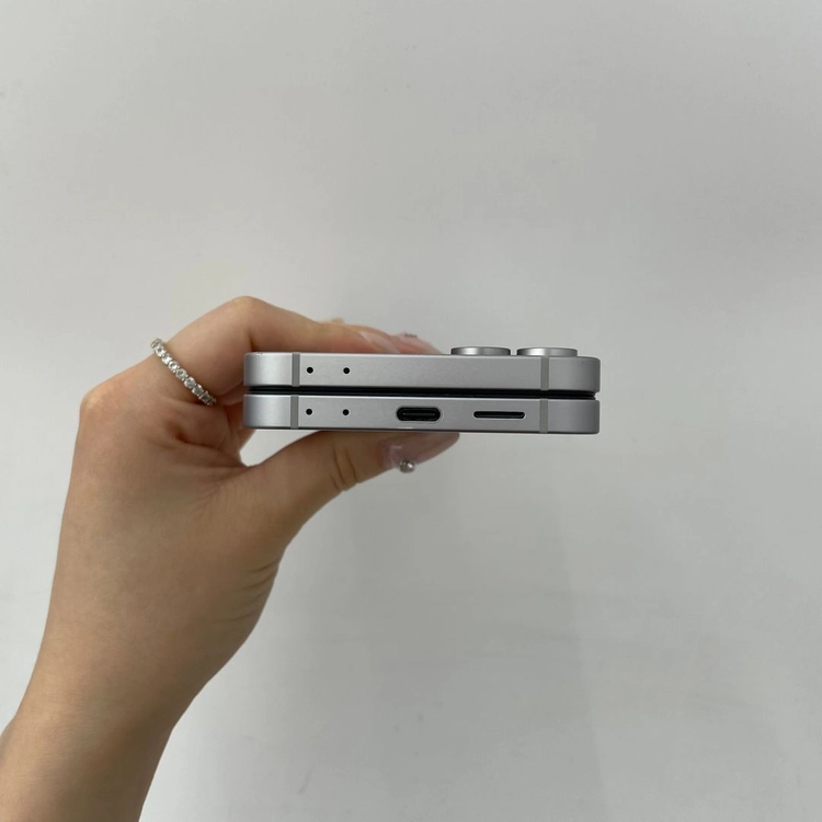 갤럭시Z플립6 실버 256GB 495119 울산중고폰 이미지