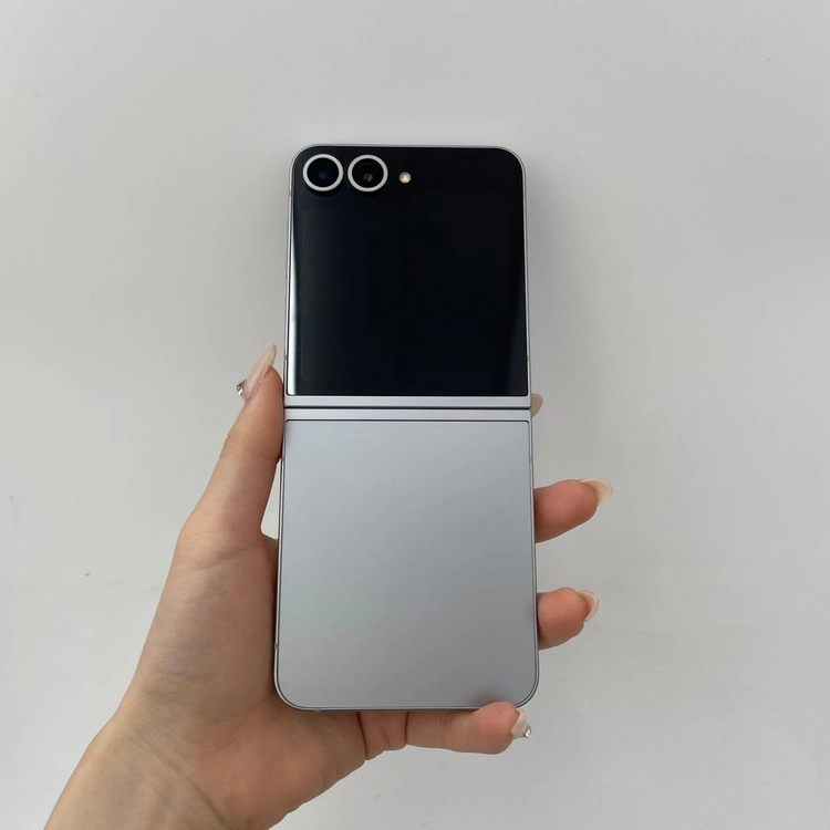 갤럭시Z플립6 실버 256GB 495119 울산중고폰 이미지