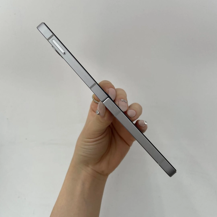 갤럭시Z플립6 실버 256GB 495119 울산중고폰 이미지