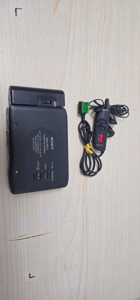 소니 SONY WALKMAN 워크맨 WM-RX77 이미지
