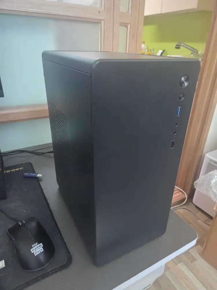 i5 9400f gtx1660super 게이밍 컴퓨터 본체 - 안심되는 중고거래
