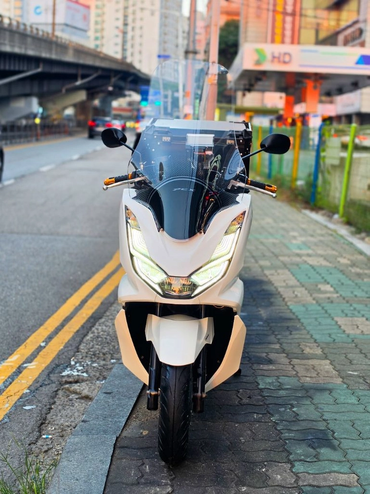 pcx125 혼다 2022년식 8155km 오토바이 판매합니다 이미지