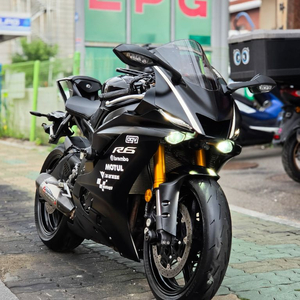 r6 야마하 2019년식 오토바이 판매합니다 이미지