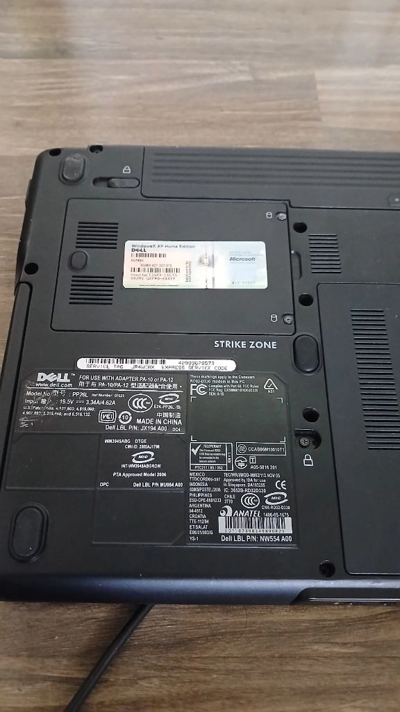 고장 DELL Latitude E6400 노트북 이미지