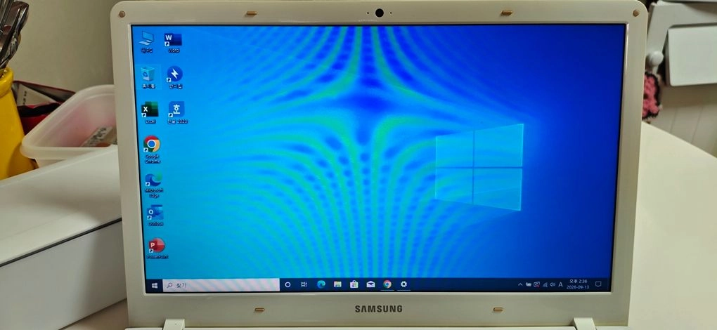 삼성 NT450 램 12G SSD 256G 15.6인치 노트북 - 안심되는 중고거래
