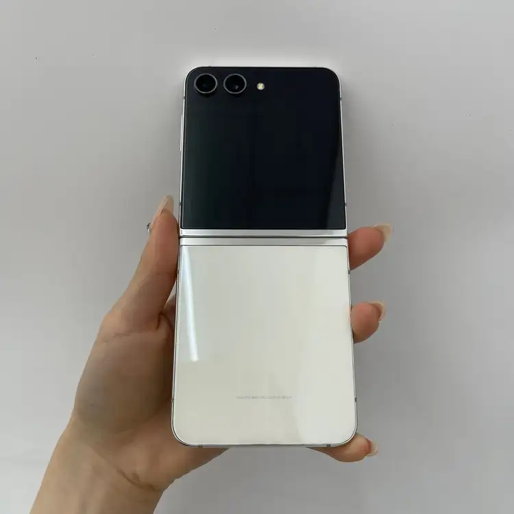 !!대용량폰!! 갤럭시Z플립5 크림 512GB 495308 울산중고폰 - 안심되는 중고거래