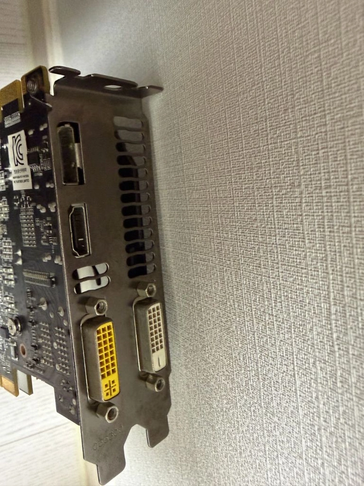 조텍 그래픽카드 GTX 960 2GB 이미지