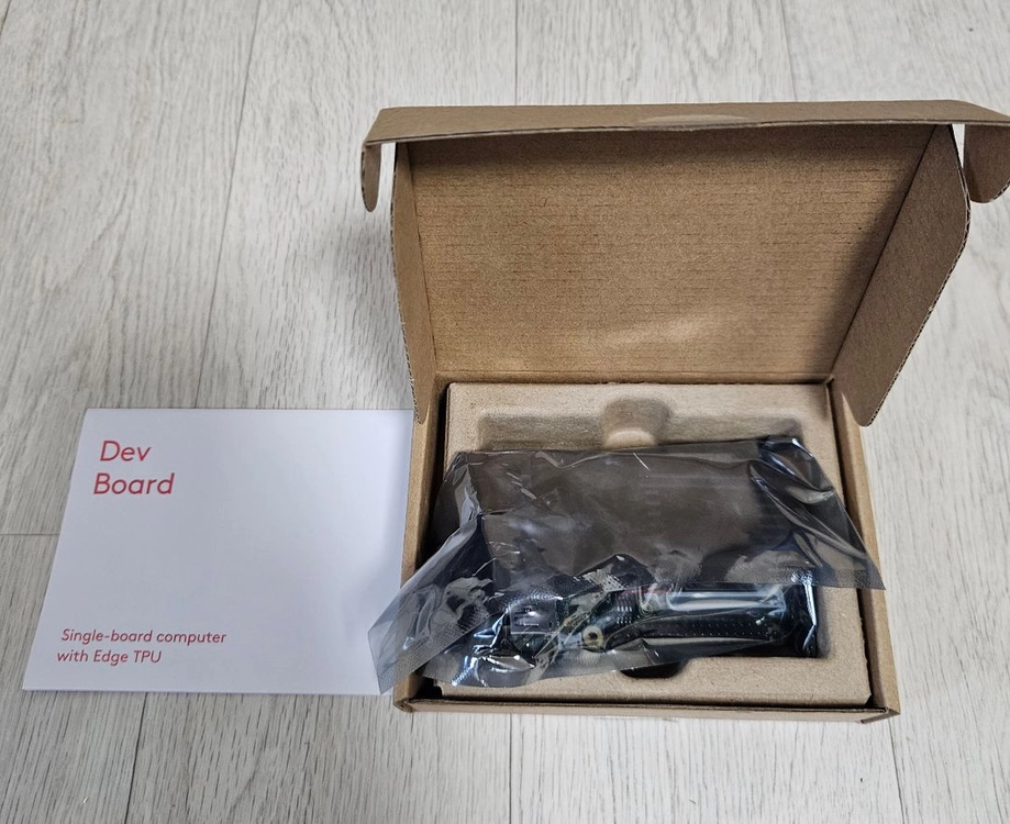 (미사용) 구글 코랄 데브 보드 (Google Coral Dev Board) 이미지