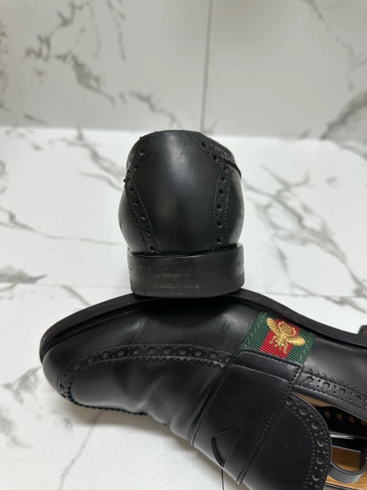 구찌 삼선 꿀벌 페니로퍼 이미지