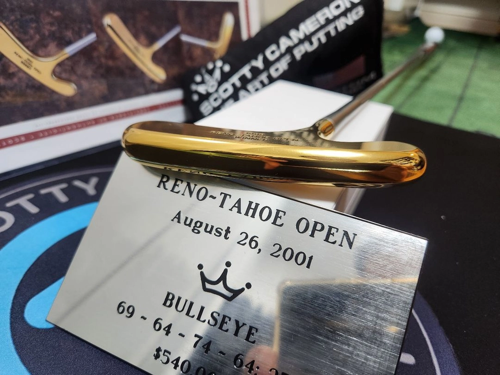 (정품)스카티 카메론 1999 RENO-TAHOE OPEN WINNER 24K 골드 도금 불스아이(Bullseye) 이미지