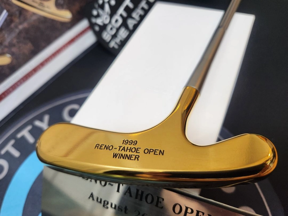 (정품)스카티 카메론 1999 RENO-TAHOE OPEN WINNER 24K 골드 도금 불스아이(Bullseye) 이미지