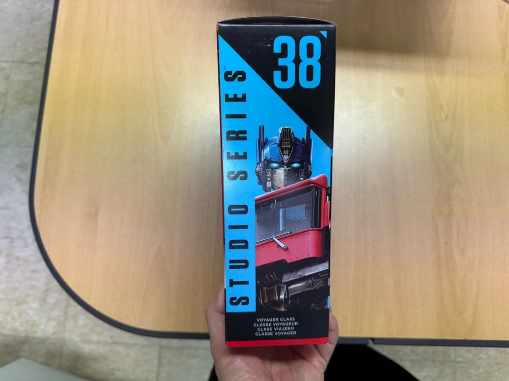 해즈브로/타카라토미 트랜스포머 스튜디오 SS-38 보이저 클래스 옵티머스 프라임(영화 범블비 버전) 미개봉 팝니다 이미지