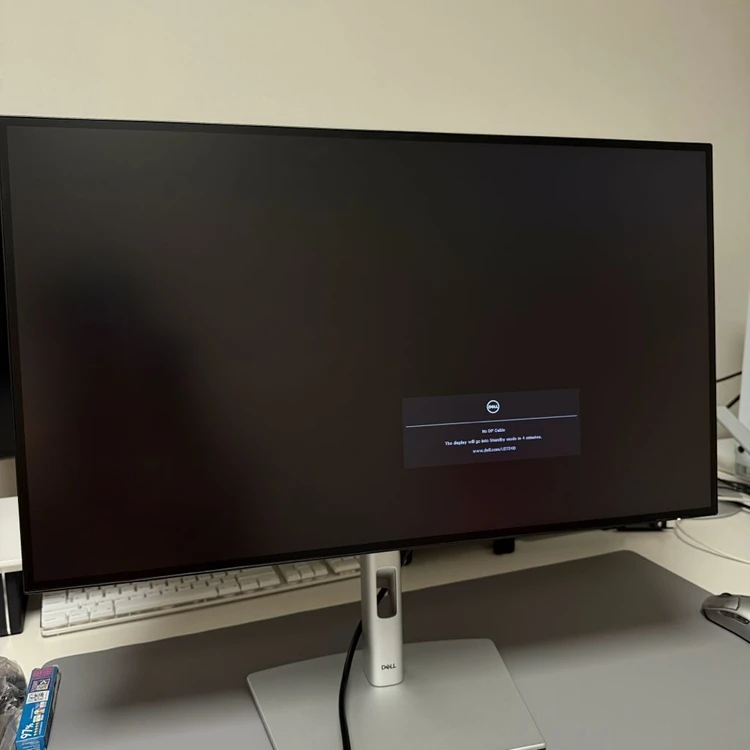 델 울트라샤프 U2724D QHD 120Hz 모니터 이미지