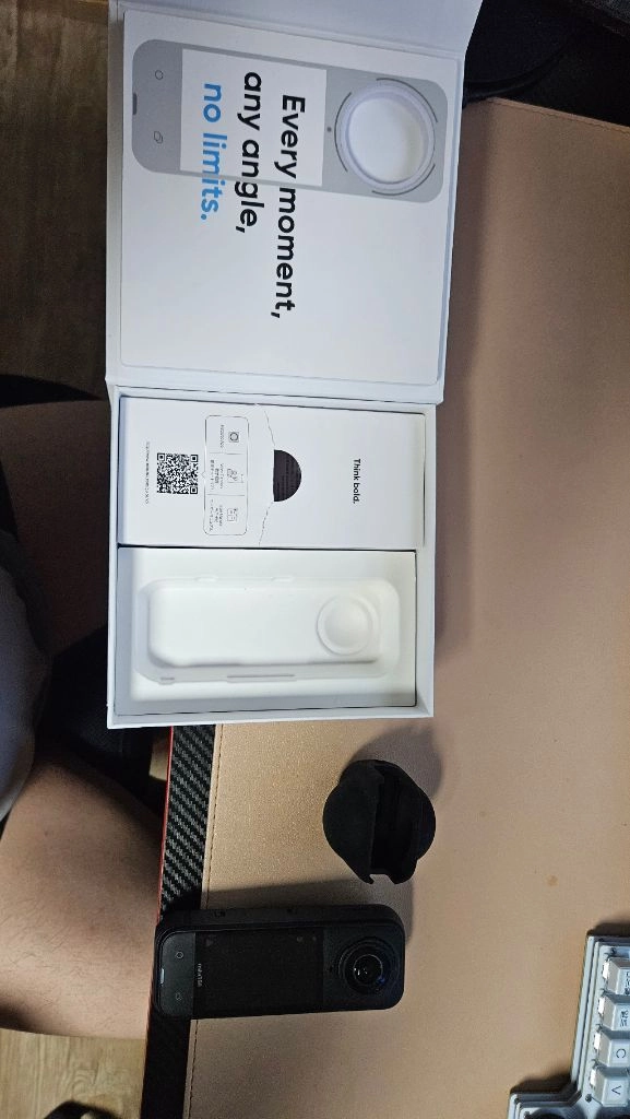 인스타360 x5 팝니다 - 안심되는 중고거래