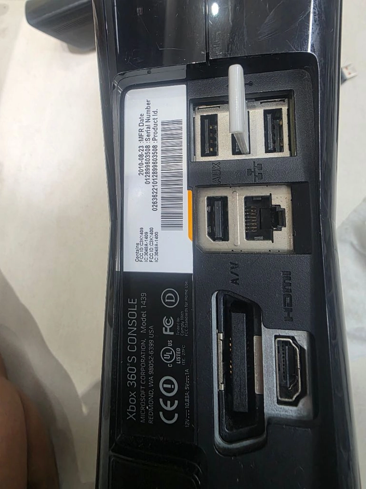 xbox360s 250gb + 키넥트 + 무선스피드휠1+ 포스피드백휠1 이미지