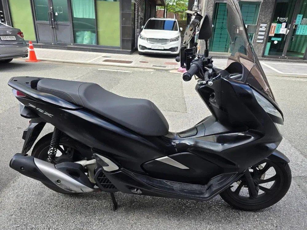 19년 pcx 125 3만중고오토바이스쿠터엔맥스보이저조이맥스크루심배달벤리 이미지