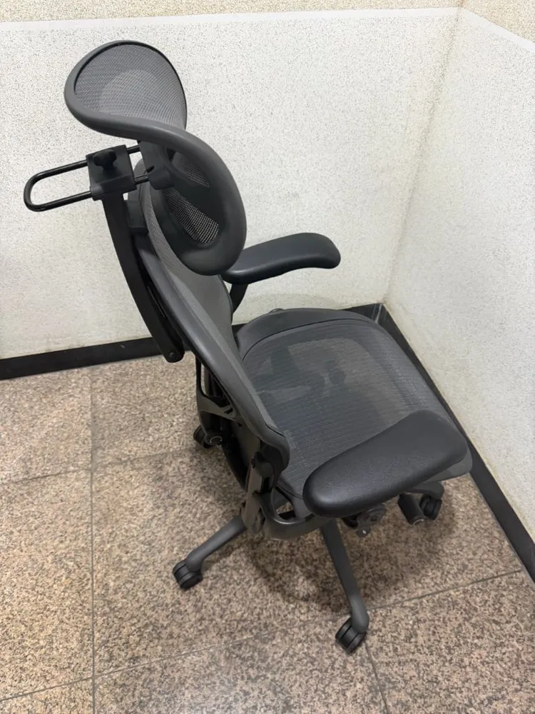 허먼밀러 뉴에어론 풀펑션 인노바드 헤드레스트포함 이미지