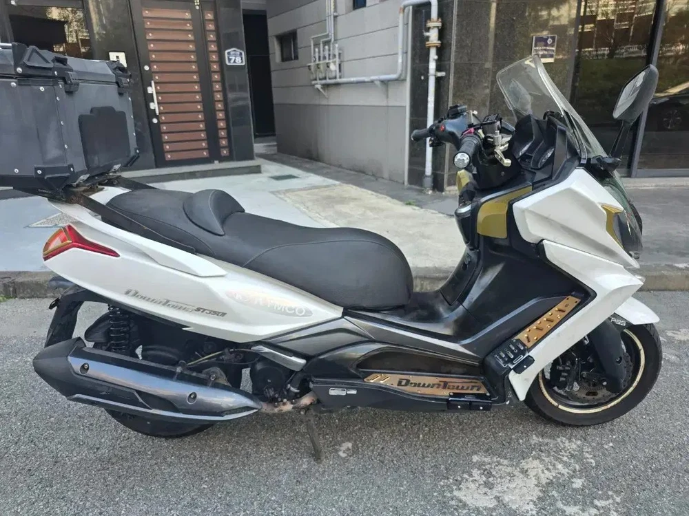 16년 다운타운 st 350 중고오토바이포르자보이저크루심vs300엑스맥스 이미지
