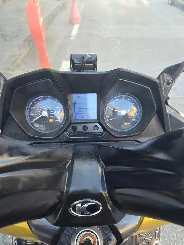 16년 다운타운 st 350 중고오토바이포르자보이저크루심vs300엑스맥스 이미지