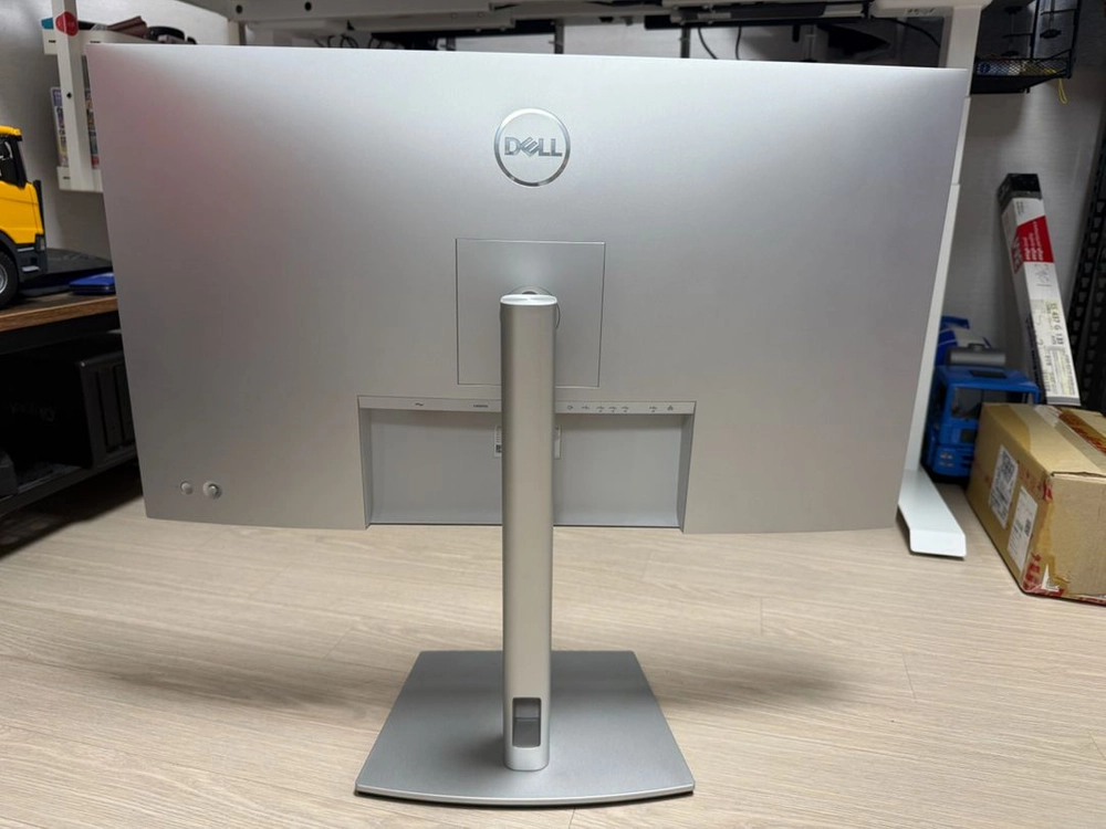 DELL U3223QE 모니터 팝니다 (4K 90WPD 데이지체인) 이미지