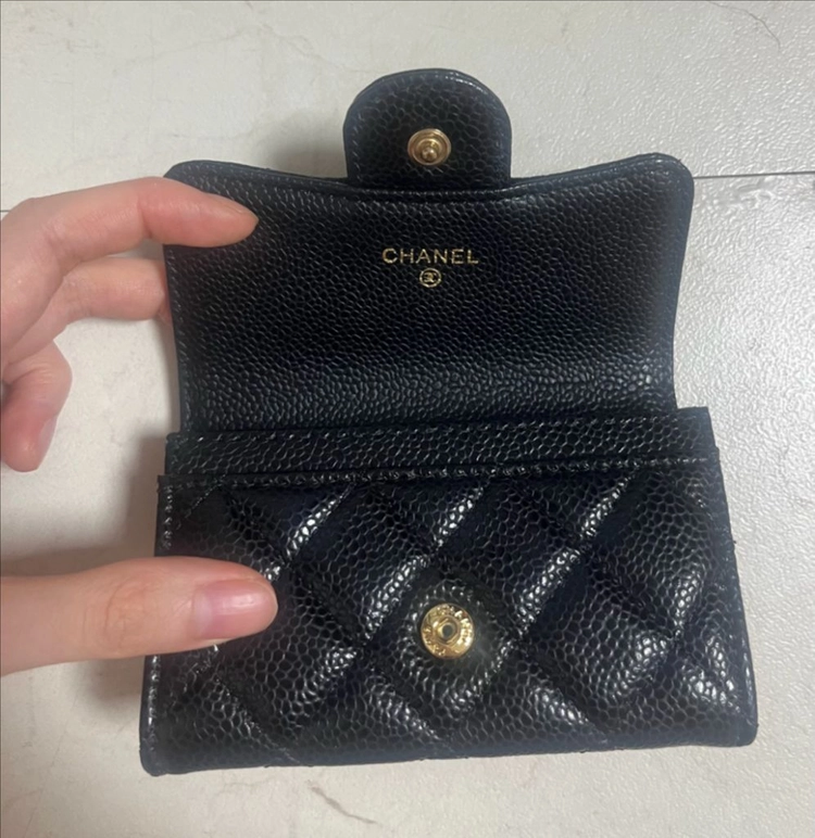 샤넬 클래식 카드 홀더 블랙 금장(클똑) 이미지
