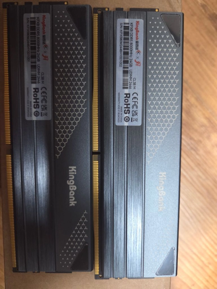 킹뱅크 kingbank ddr5 24gb x 2 48gb 8000hz 38cl 팝니다 이미지