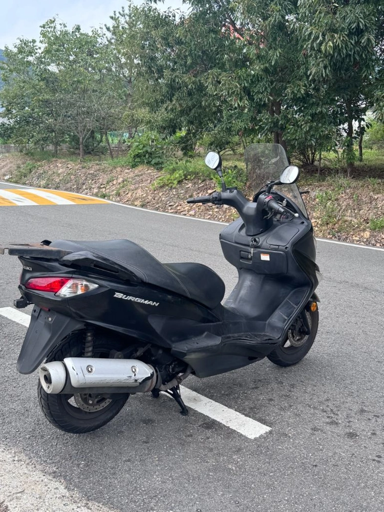 스즈키 버그만125 이미지