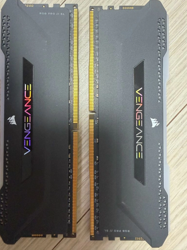 커세어 DDR4 64GB메모리 팝니다. 이미지