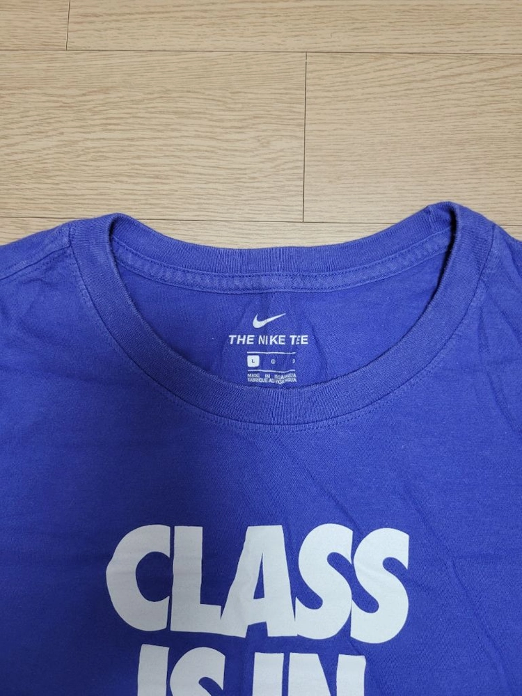 나이키 Class is in session 반팔티 해외L(105정도) 2만원 이미지