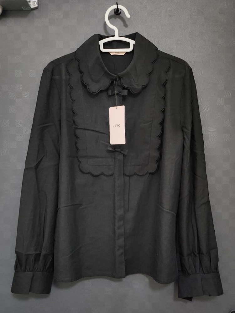 (새상품) JIYO Dew Blouse 지요 듀 블라우스 블랙 M 이미지