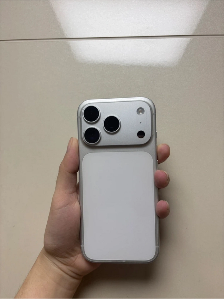 아이폰 17 프로 256GB 실버 - 안심되는 중고거래
