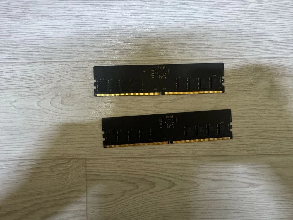 ddr5 5600 16gb x 2 판매합니다 이미지