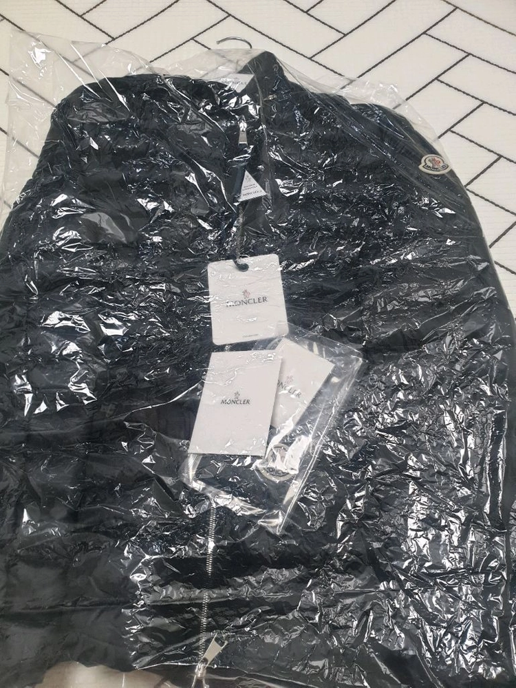 몽클레어 라이에 3size 새상품판매 이미지