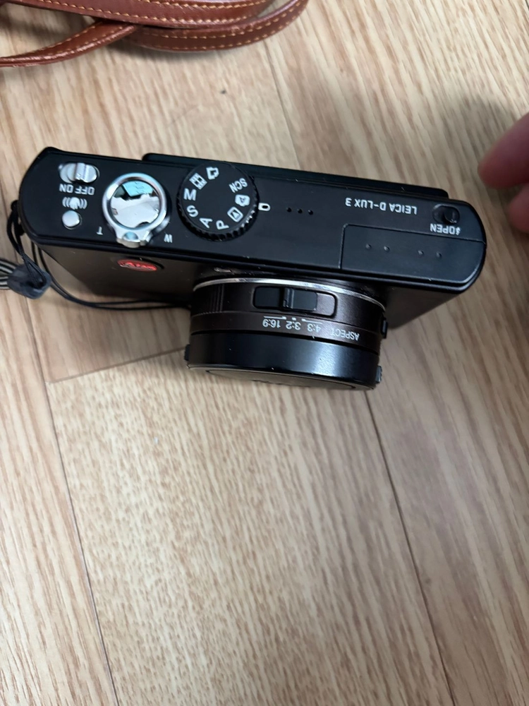 LEICA D-LUX 3 - 안심되는 중고거래
