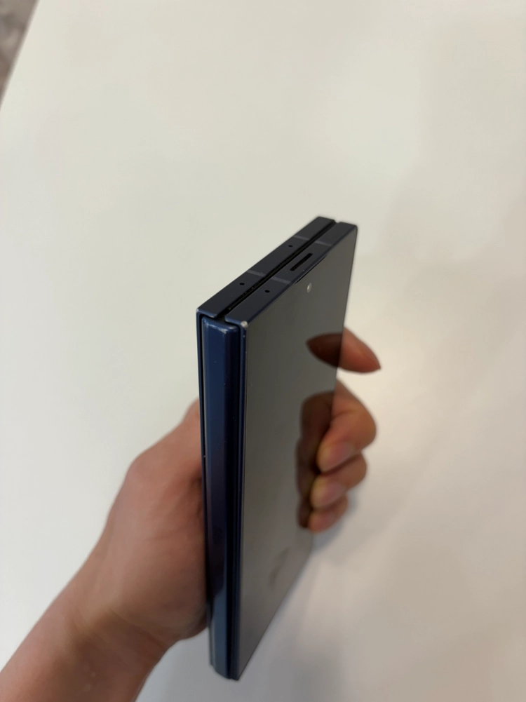 갤럭시 Z폴드6 512GB 블루 이미지