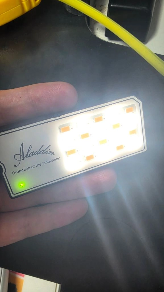 Eye lite AMS-02T/D 휴대용 LED조명 이미지