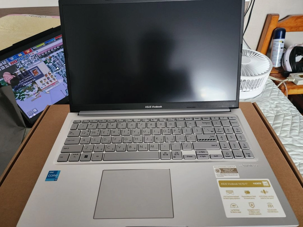 아수스 노트북 비보북 vivobook 15.6인치 X1504ZA-BQ1040 램추가 판매합니다. 이미지