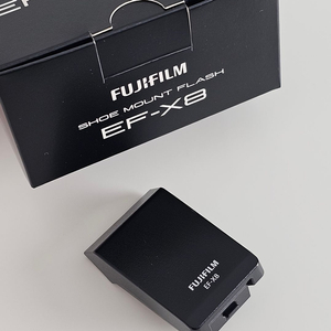 후지필름 FUJIFILM EF-X8 플래시 이미지