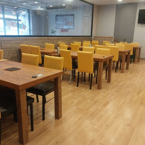 업소용 언드렌지 장착 4인석6인석 테이블 의자30개무테이블 의자 세트 이미지