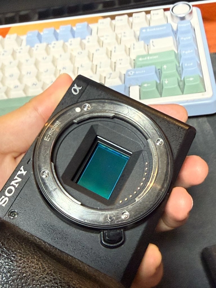 소니 a6500 미러리스 카메라 이미지