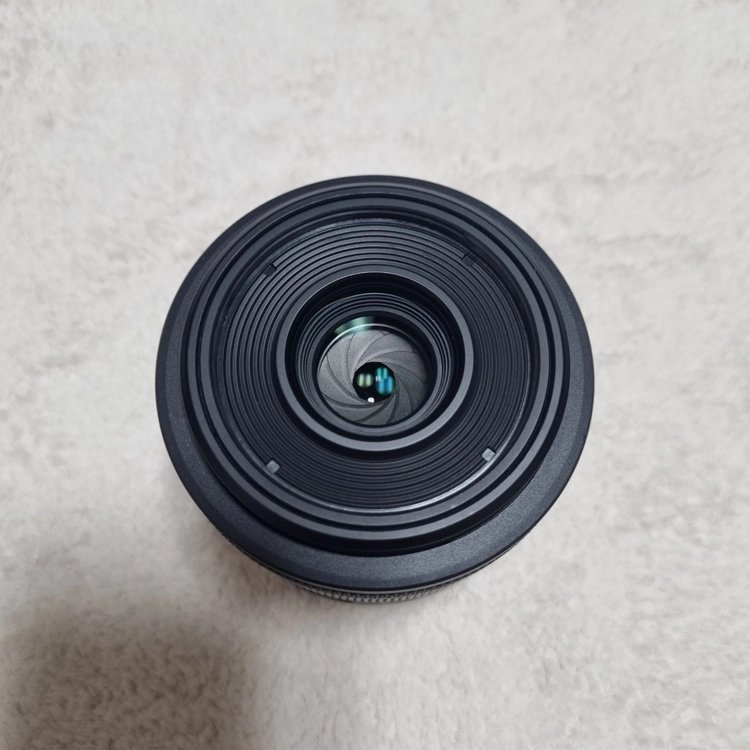 캐논 RF 35.8 35mm 이미지