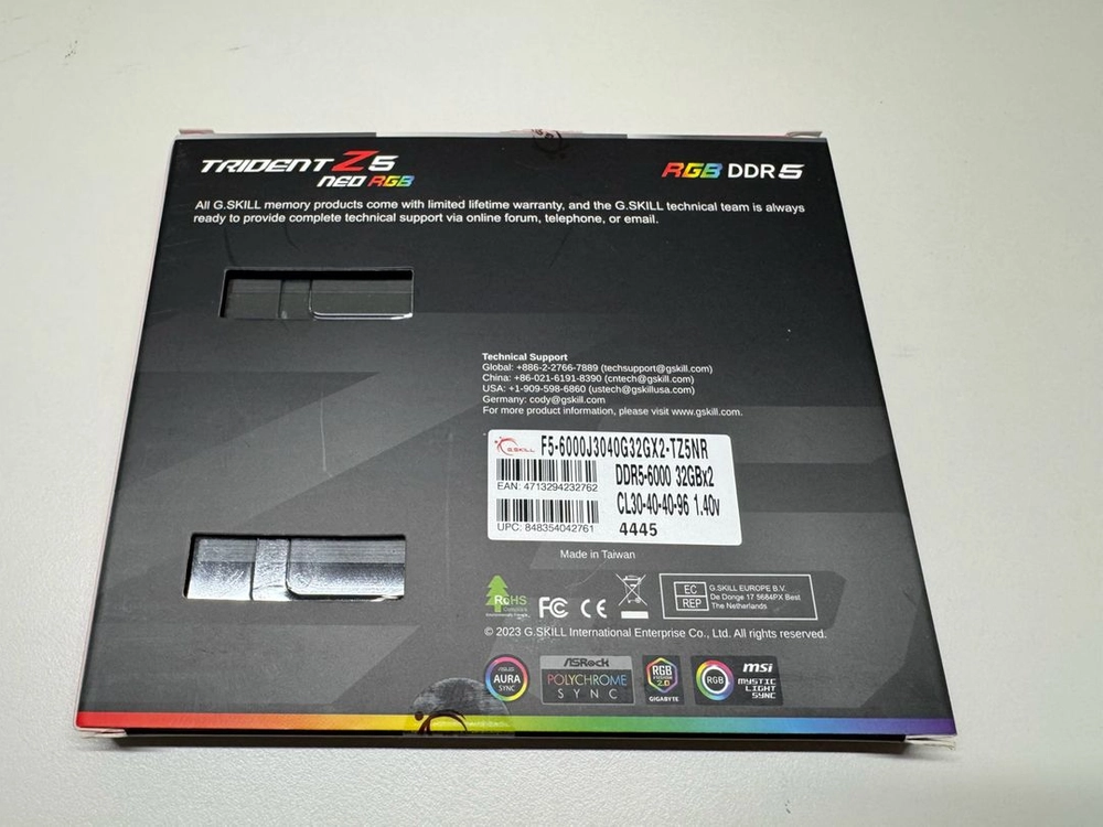 지스킬 DDR5-6000 64GB(32Gx2) CL30 메모리 (블랙) 이미지