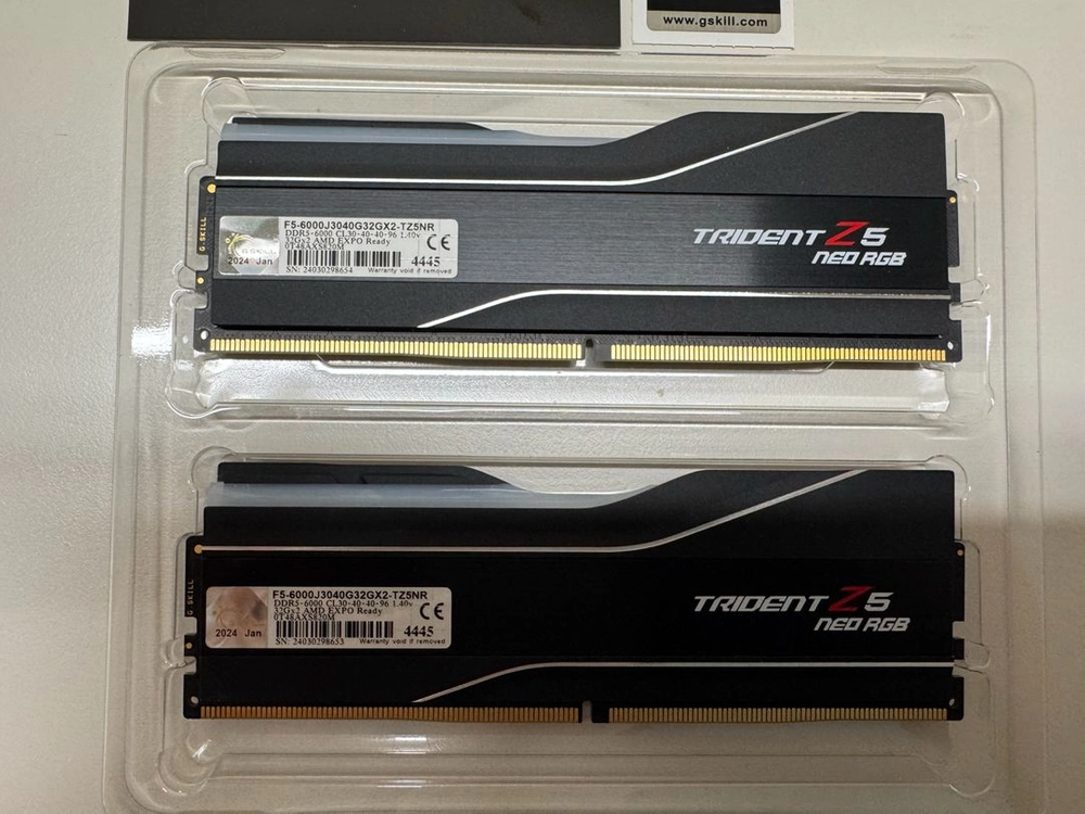 지스킬 DDR5-6000 64GB(32Gx2) CL30 메모리 (블랙) 이미지