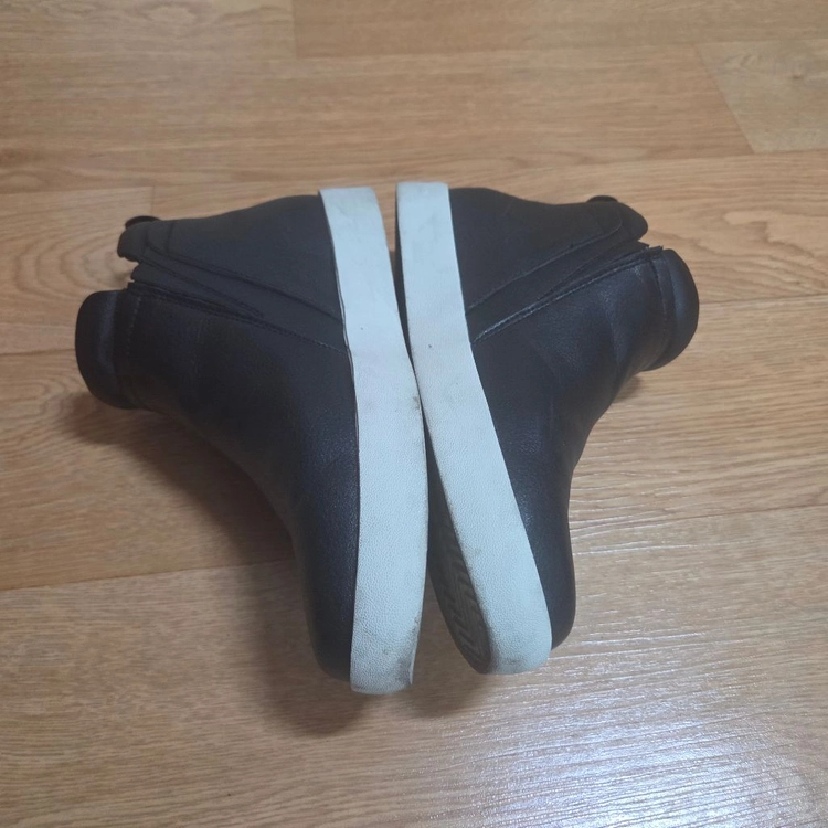 베어파우 데이지 패딩 앵클 스니커즈부츠 245mm 이미지