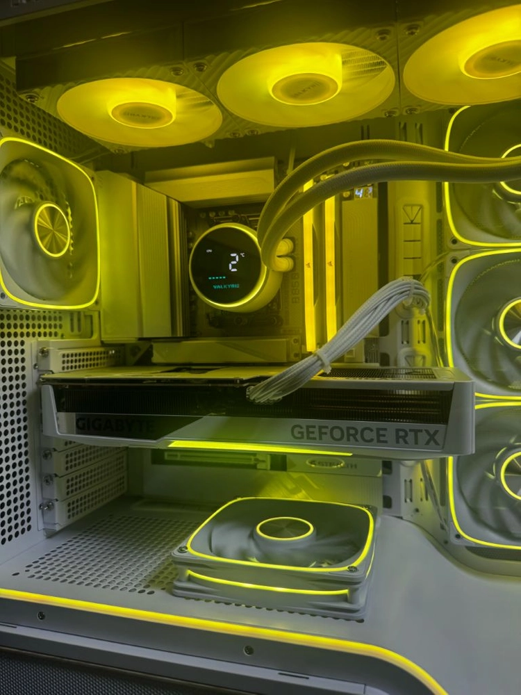 컴퓨터(9800X3d + 5070TI ) 983d08 부울경 이미지