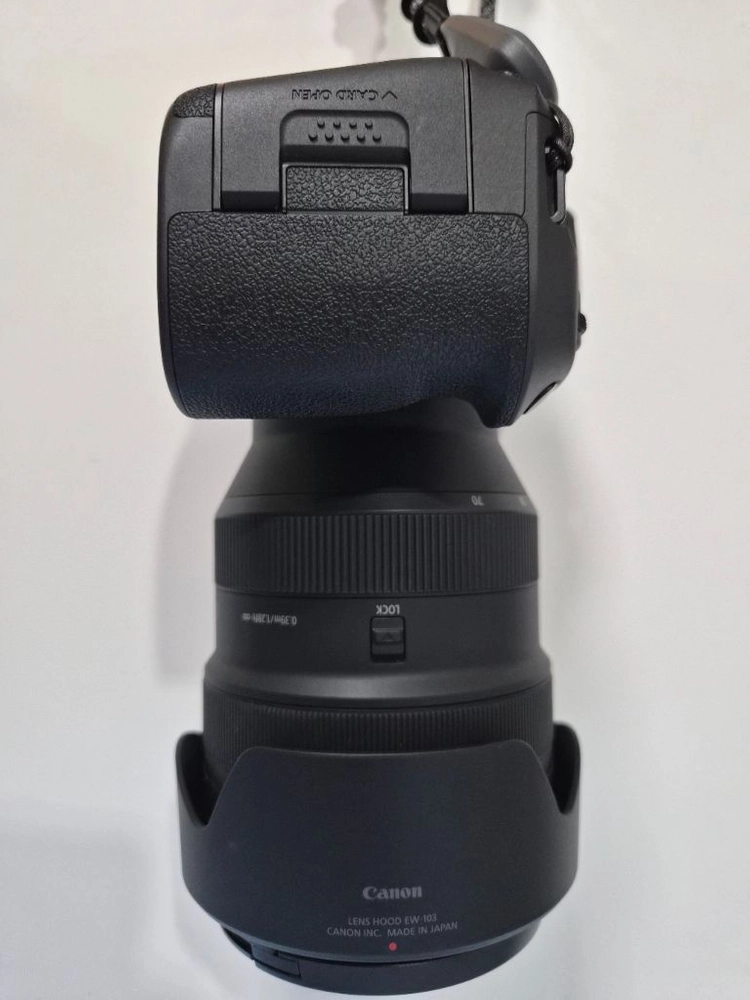캐논 R5 MARK2 + RF 28-70 F2 팝니다 이미지