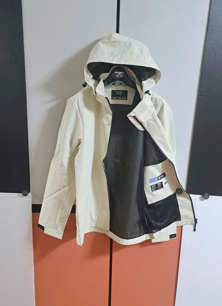 ARCTERYX 남성용 후드 바람막이 집업쟈켓 이미지
