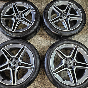 벤츠 W205 C클래스 AMG 정품 18인치 휠 타이어 셋트 이미지